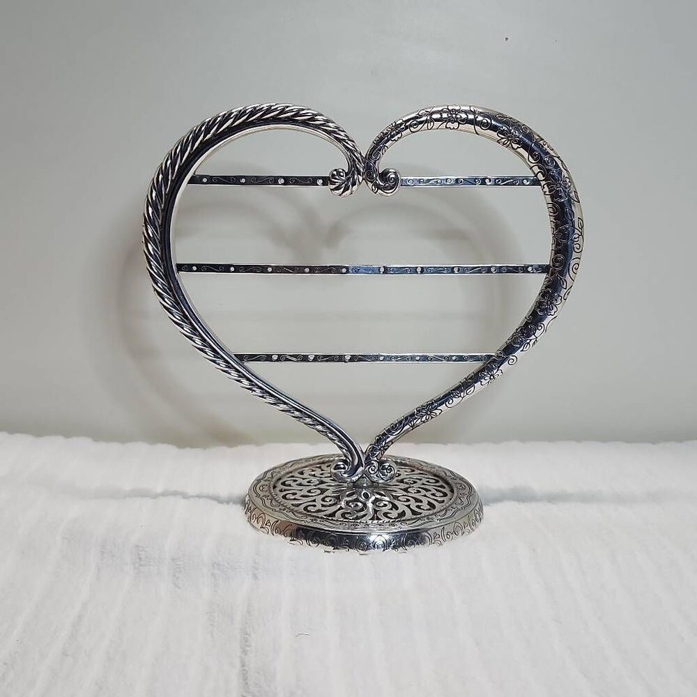 Brighton Big Heart Stand Earring Holder [Reired]